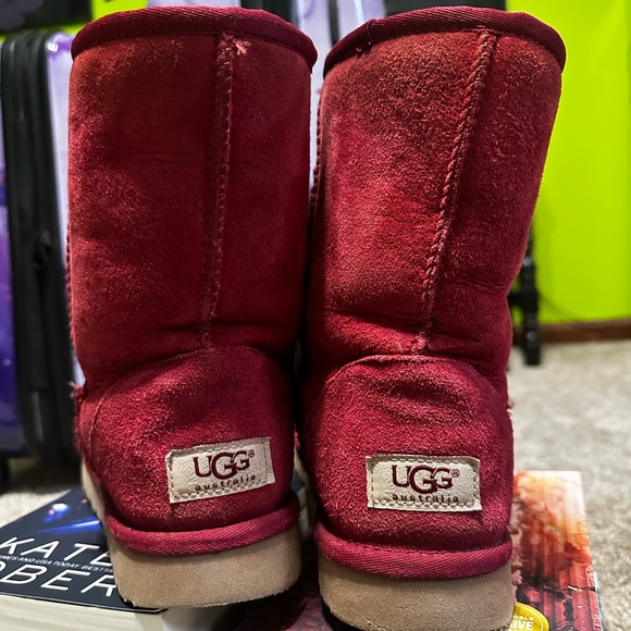 Ugg Boots - Picture 8 of 10